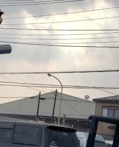 晴れてるのにゲリラ豪雨